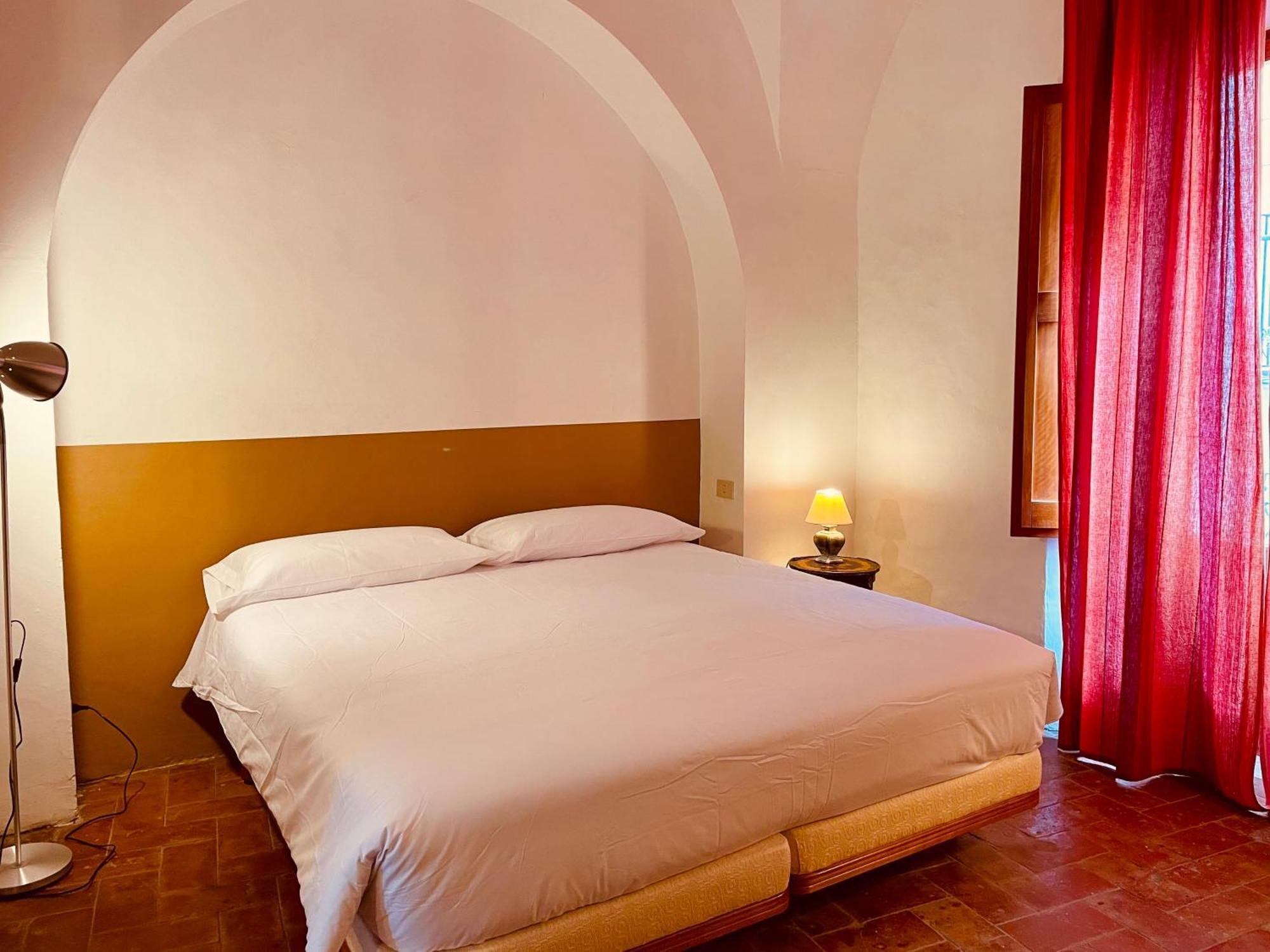 Apartaments Can Gibert Castello  D'Empuries Exterior photo